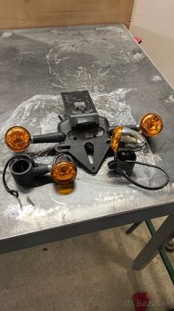 Indian SCOUT - spätné zrkadlá, blatník - 8