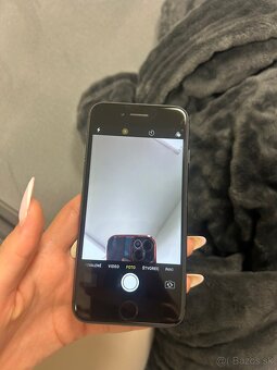 iPhone 8 – 64 GB | veľmi dobrý stav | 88 % batéria - 8