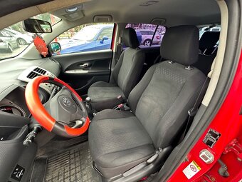 Toyota Urban Cruiser 1.33 I Dual VVT-i Sol - 8