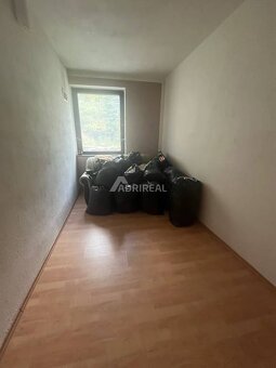 EXKLUZÍVNE PREDAJ: RD Divín; pozemok 593 m2; 125.000 € - 8