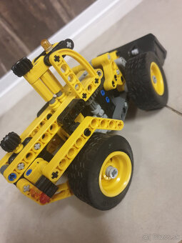 Skladačka - na chlp rovnaka ako lego  42023 - 8