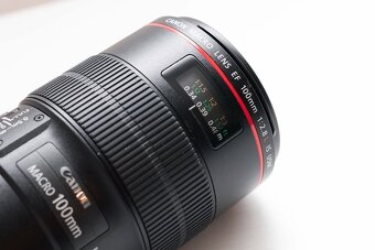 Canon EF 100mm f/2.8L Macro IS USM - 8