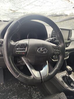 Rozpredam i30 - 4 - 8