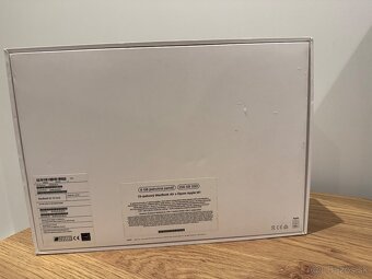 MacBook Air 13´ (M1, 8GB/256GB, Space gray) top stav - 8