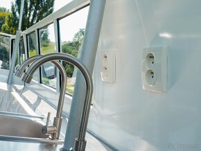 VW T1 replika food truck replica JARNI SLEVA - 8