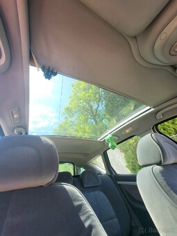 Peugeot 407sw 1.6 tdi - 8
