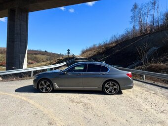 BMW 730d xDrive A/T, HUD, Active Sound Booster, Odpočet DPH - 8