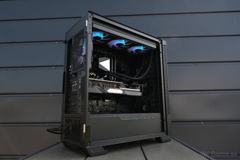 Herný PC, Ryzen 7 9700X, RX 7800 XT, 32GB RAM, SSD, 24m - 8