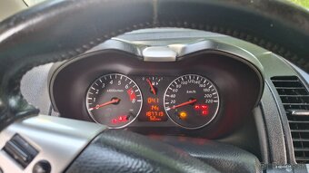 Predám Nissan note 1,6 - 8