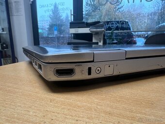 Laptop Dell Latitude E6420 - i5, 8 GB RAM, SSD - 8