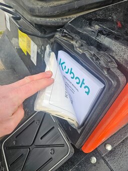 Kĺbový nakladač Kubota RT 260-2 - 8