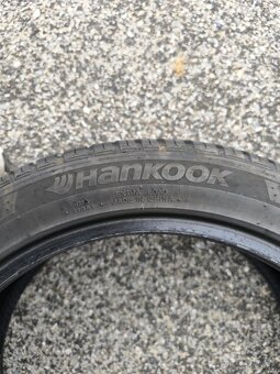 Predám 2 celoročné pneumatiky r.2022 zn.Hankook - 8