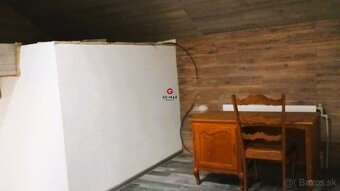 "Štýlový a kompletne zrekonštruovaný rodinný dom v Zbojnom - 8