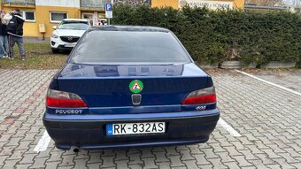 Nepojazdný Peugeot 406 - 8