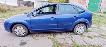 Ford Focus 1.6i 85kw GHIA - 8