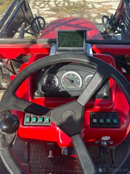 Traktor Jinma 354E s čelným nakladačom - 8