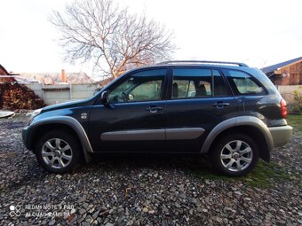 Predám TOYOTA RAV4-D4 2.0D 4X4 AWD - 8