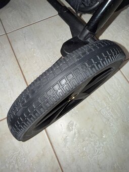 Predám dvojkombináciu kočík Venicci Tinum Upline - 8