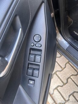 Mazda 3 - 8