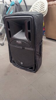 Predám aktívny reproduktor Rcf art 315 a mk4 - 8