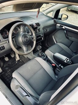 Volkswagen Touran 1.6 TDI 77kW - 8