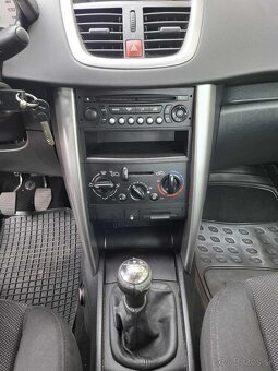 Peugeot 207 1.4i, 65 kW, benzín, 2007 –nová STK, nová spojka - 8