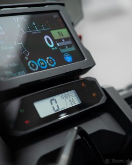 Honda Africa Twin Adventure 1100 - 8