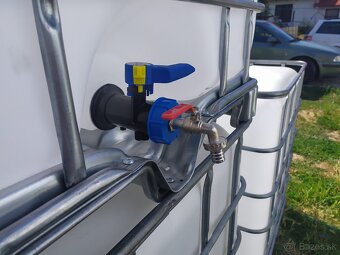 Ibc nádrž voda septik bidon kôš 1000l nádrž redukcia kubik k - 8