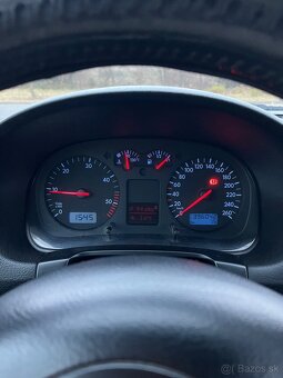 Volkswagen Golf IV - 8