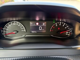 Peugeot 2008 1.2 PureTech - 8