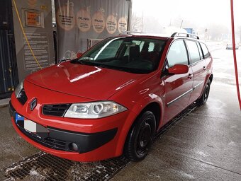 Predám Renault Megane 2 .1,4 72kw benzin - 8
