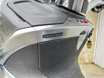 Piaggio X10 125 ABS ASR Executive - 8