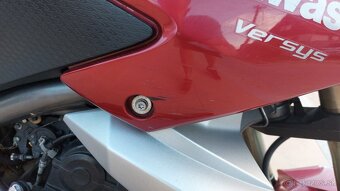 Kavasaki Versys 650 - 8