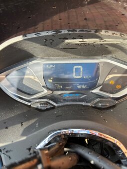🛵 Honda PCX 125 (r.v. 2023) – 1. majiteľ, len 4 800 km, ako - 8