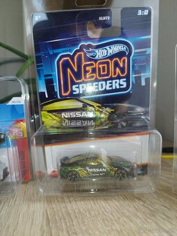 Hot wheels Nissan GT-R, Nissan Skyline #1 - 8