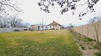4 IZB ROD.DOM S VEĽKÝM POZEMKOM - MALÝ MADARAS, TOMÁŠOV, SEN - 8