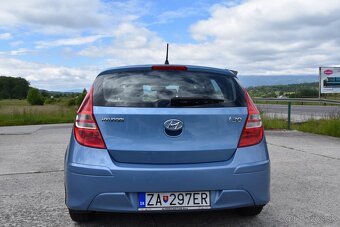 Hyundai i30 1.4 16V - 8