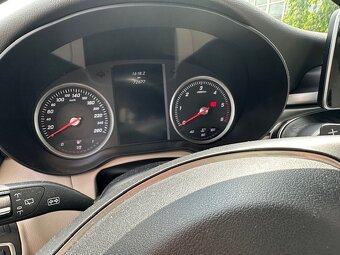 Predám Mercedes-Benz GLC 220 d 4MATIC - 8