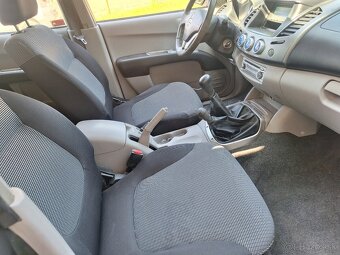 MITSUBISHI L200 4X4 NOVÁ STK EK 2027 KLÍMA ŤAŽNÉ - 8