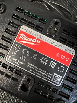 Nabíjačka Milwaukee original c12c - 8