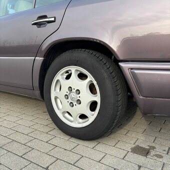 Mercedes-Benz E 250 2.5TDI 83kw - 8