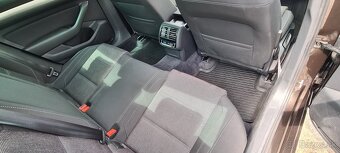 Volkswagen Passat 2.0 TDI B8 Comfortline Business sedan - 8