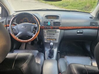 Predám Toyotu Avensis 2.0d exclusive - 8
