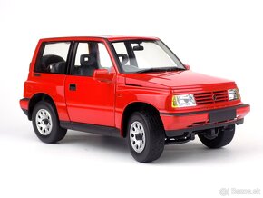 SUZUKI VITARA 1:18 DORLOP - 8