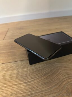 iPhone 11 Pro Max 512GB - 8