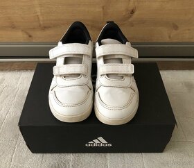 Botasky Adidas č.29, 30,5 a 31,5 - 8