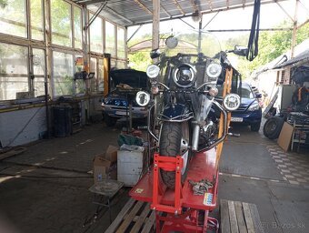 Predám Suzuki Intruder 1500 - 8