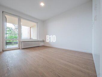 REZERVOVANÉ 5i RODINNÝ DOM (222m2) pri LESE s ÚCHVATNÝM VÝH - 8