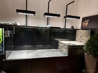 Akvarium /Terarium + svetla + stolík - 8