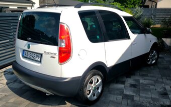 Škoda Roomster Scout 1.6tdi - 8